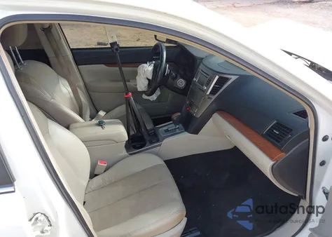 2014 Subaru Outback 2.5I Limited from USA, damaged, VIN 4S4BRCLC1E3248233